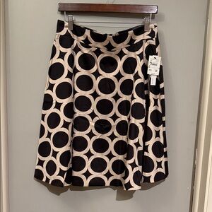Amanda & Chelsea Black and Cream A-Line Skirt